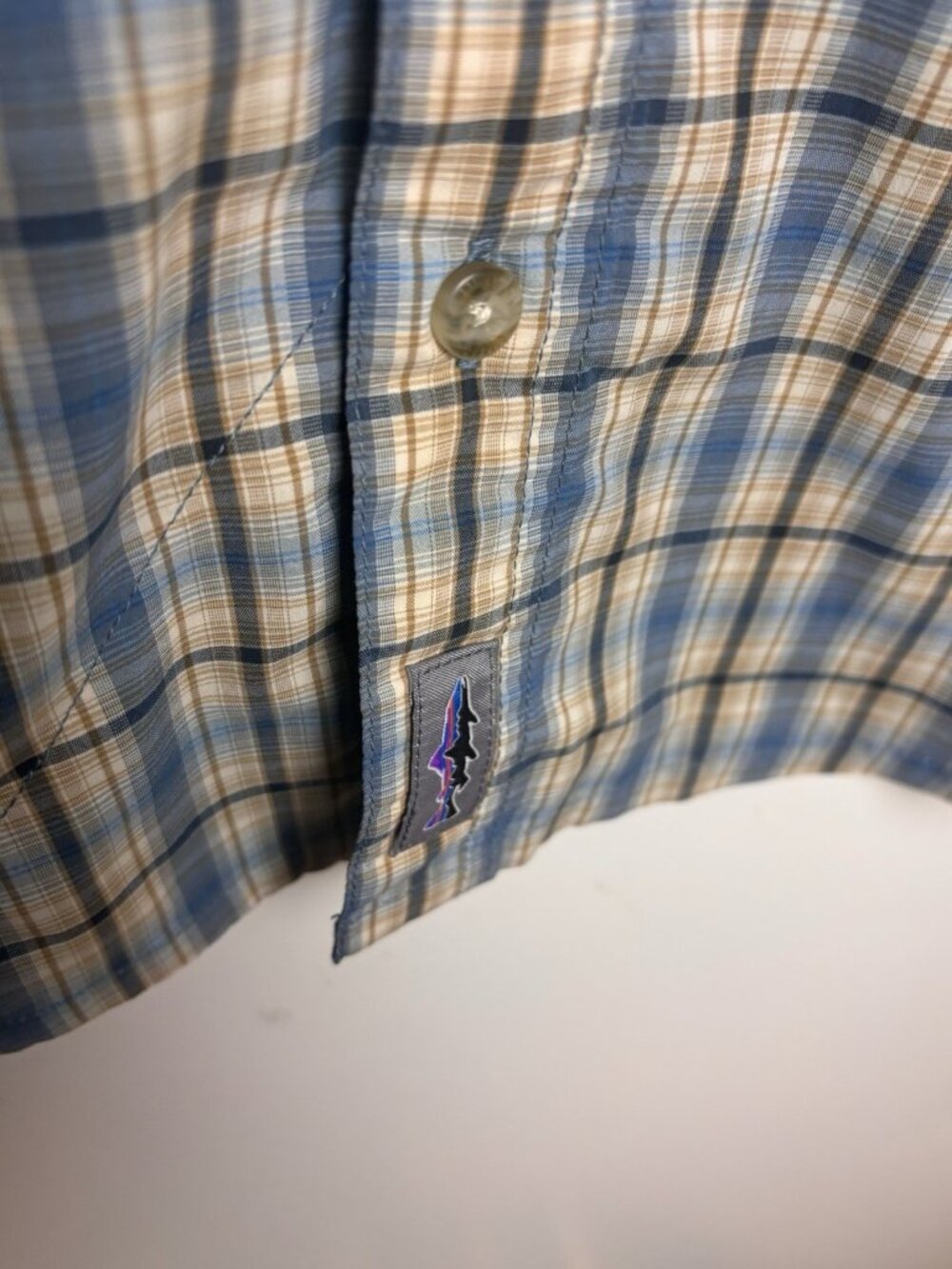PATAGONIA Long-Sleeved Sun Stretch Shirt Mens Size Large - Picture 4 of 9